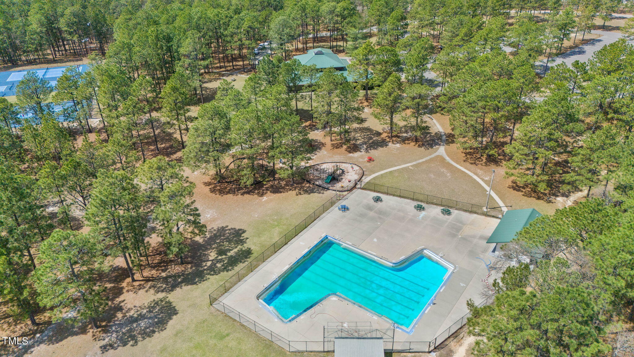 266 Crown Point
