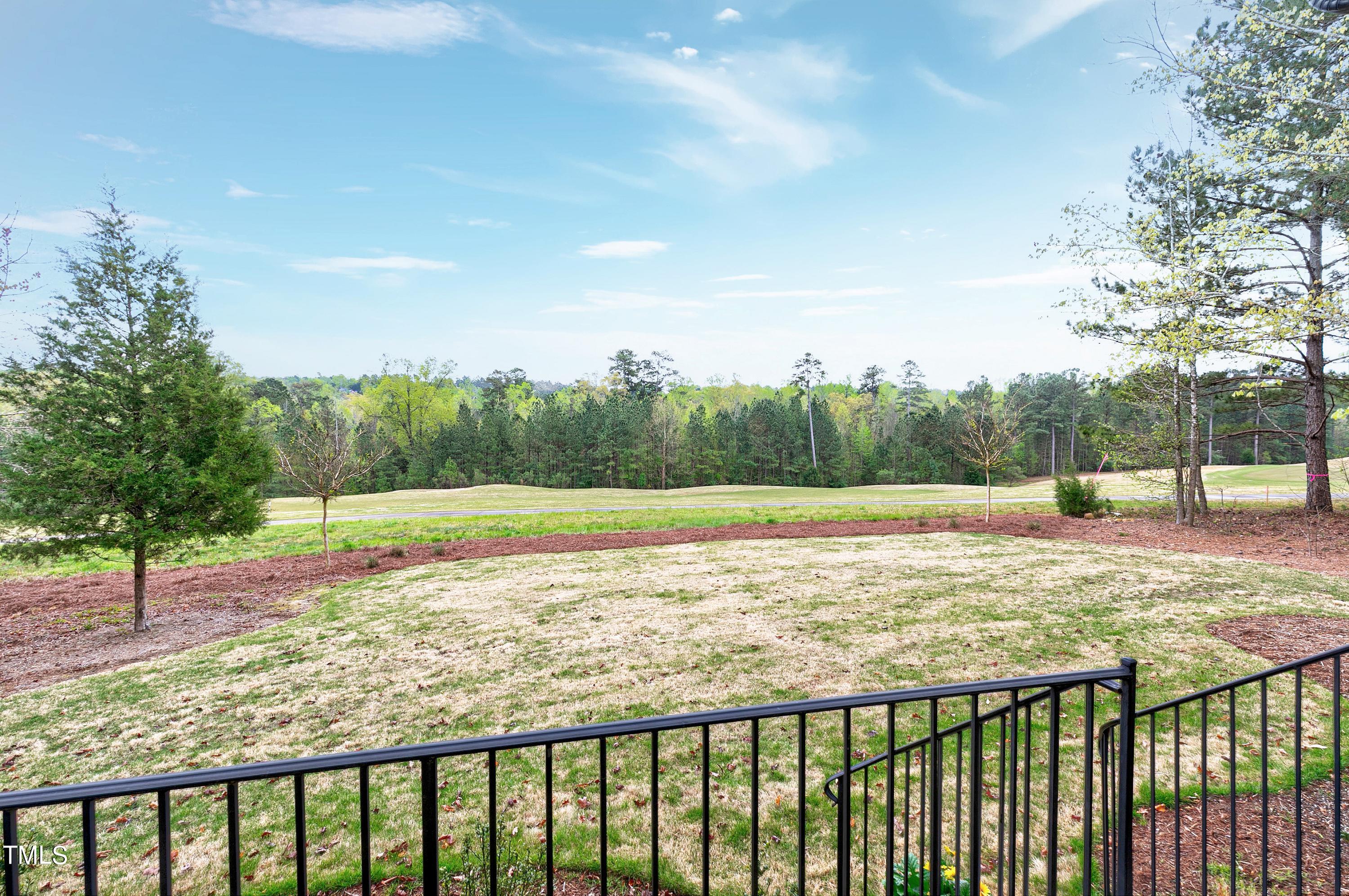 639 Golfers View