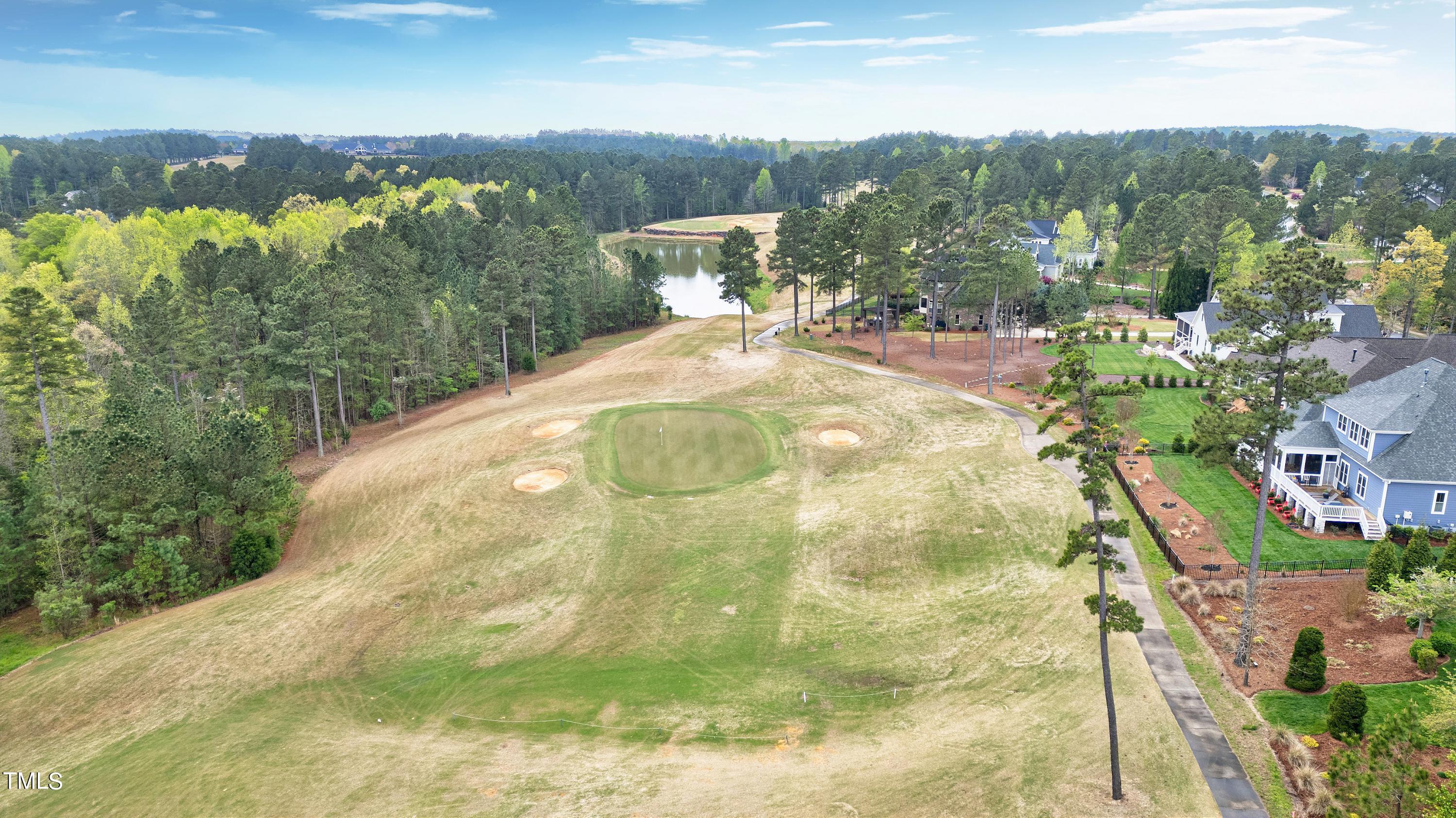 639 Golfers View