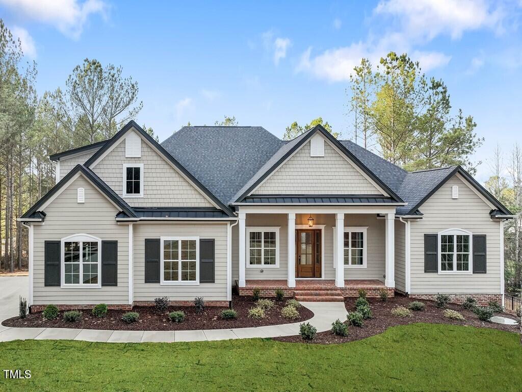 24 Blackhorn Court