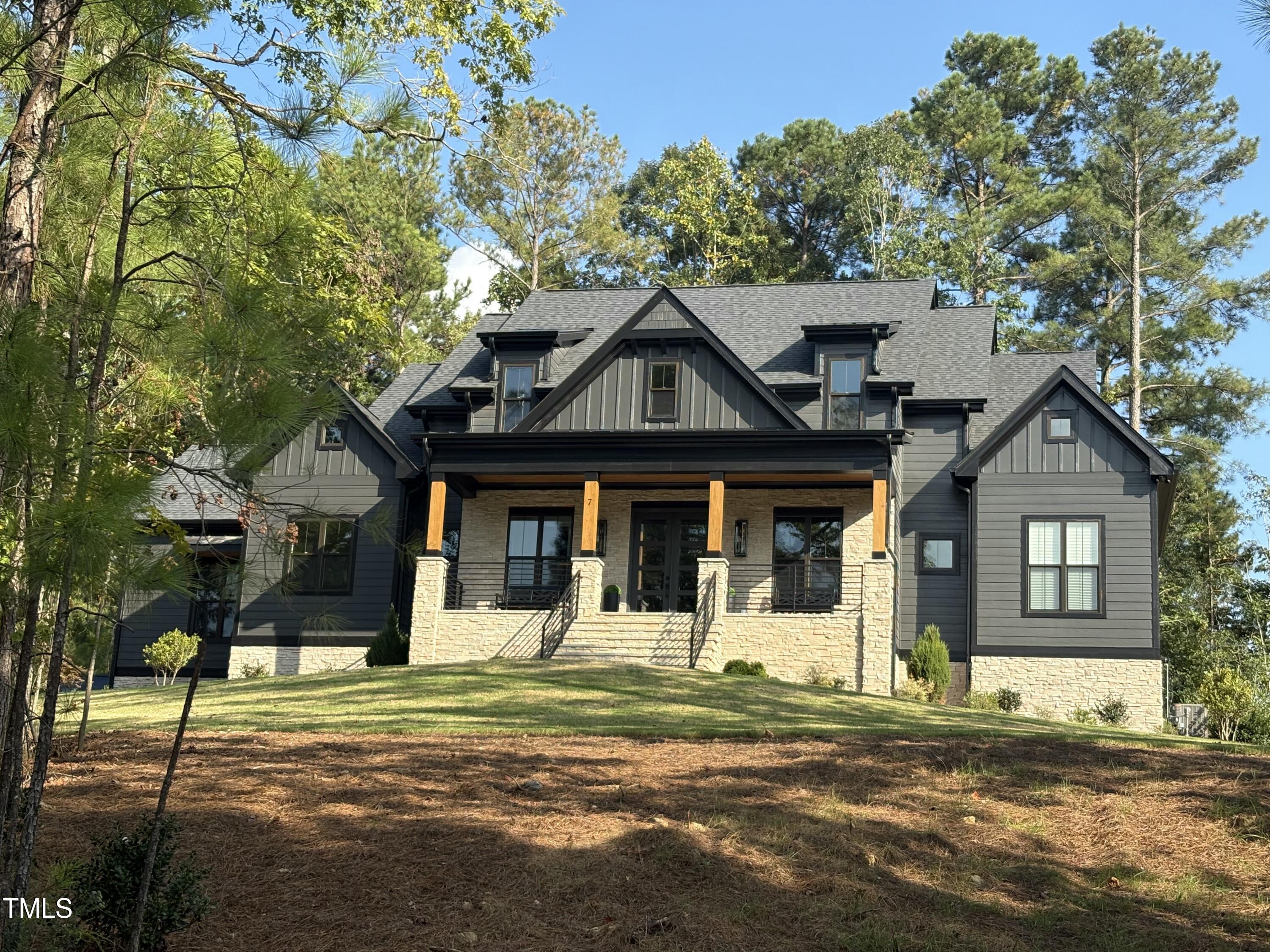7 Blackhorn Court