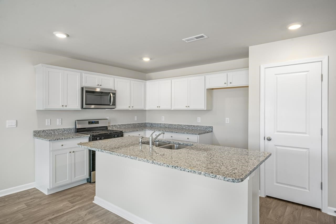 3206 Finch Court