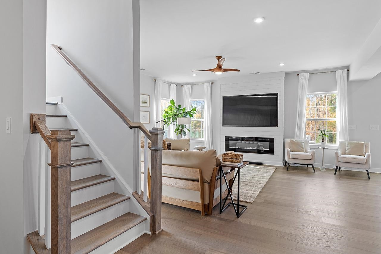 304 Ashlar Court