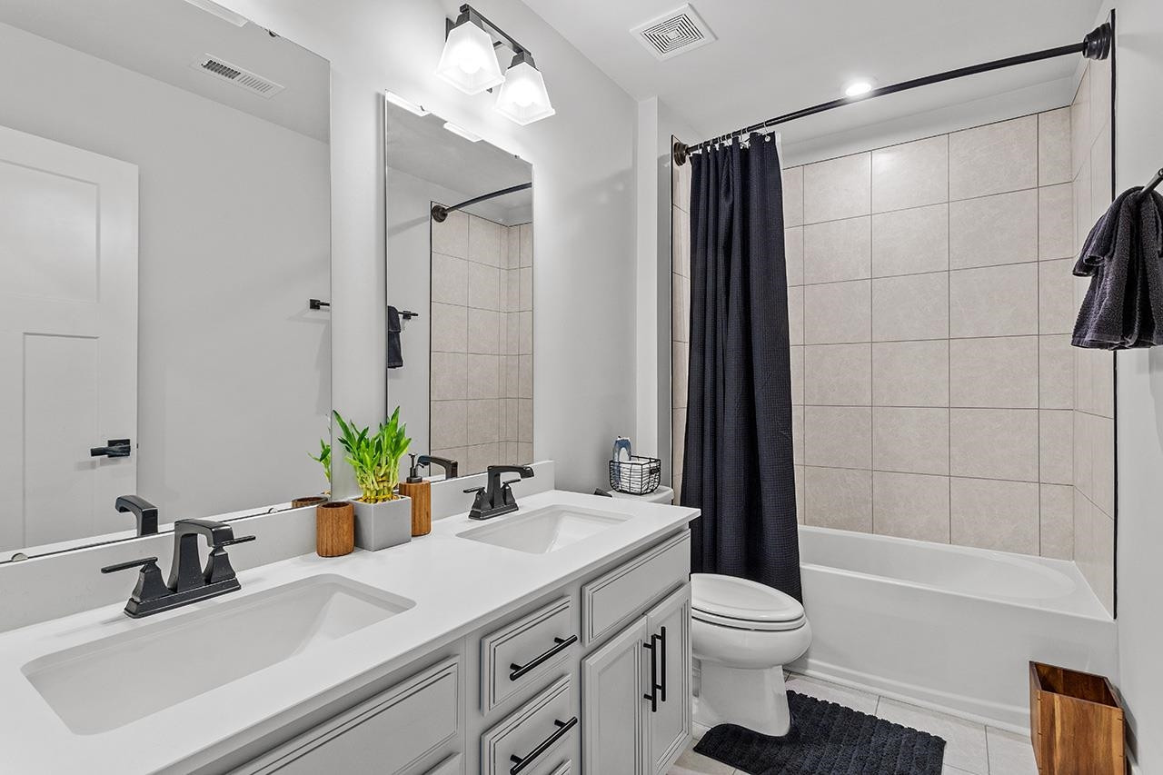 304 Ashlar Court