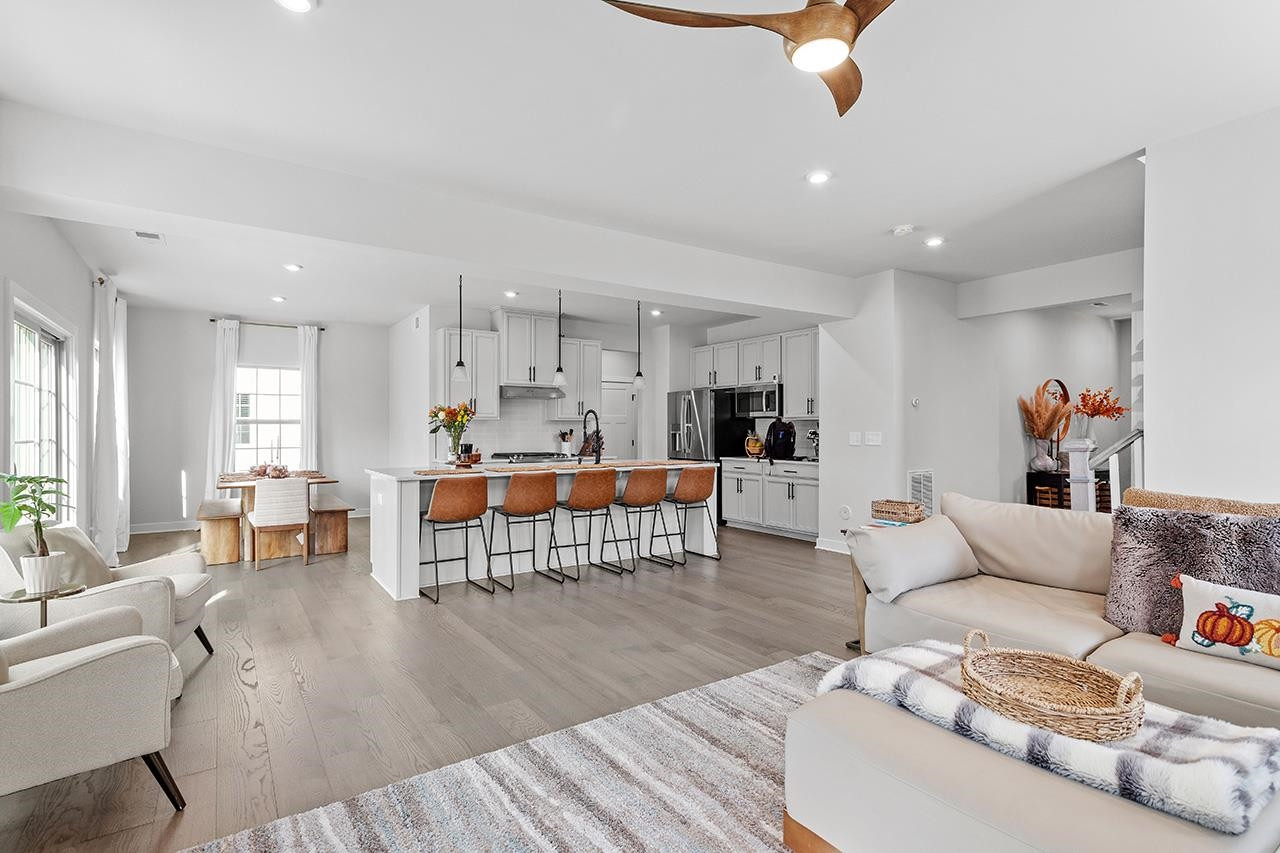 304 Ashlar Court