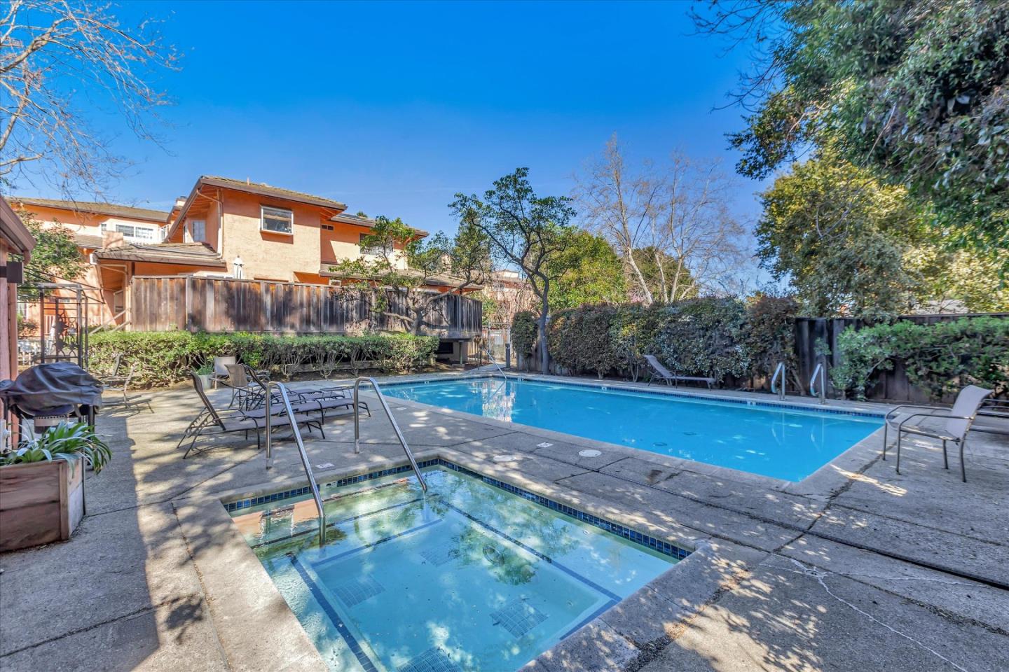 1721 California ST 23