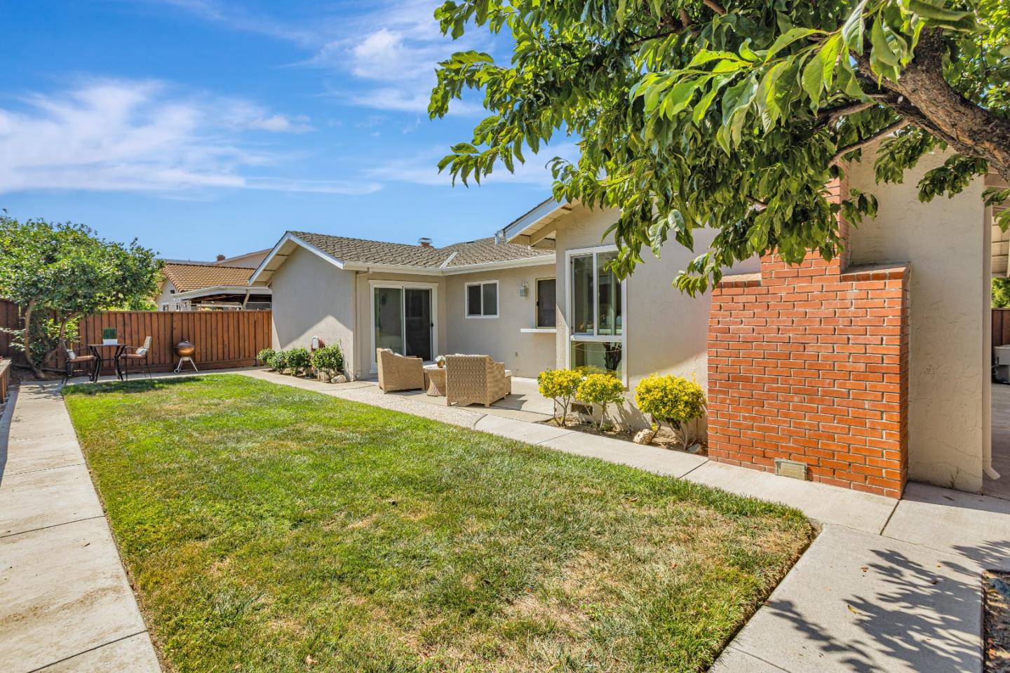 1448 Sierraville Avenue