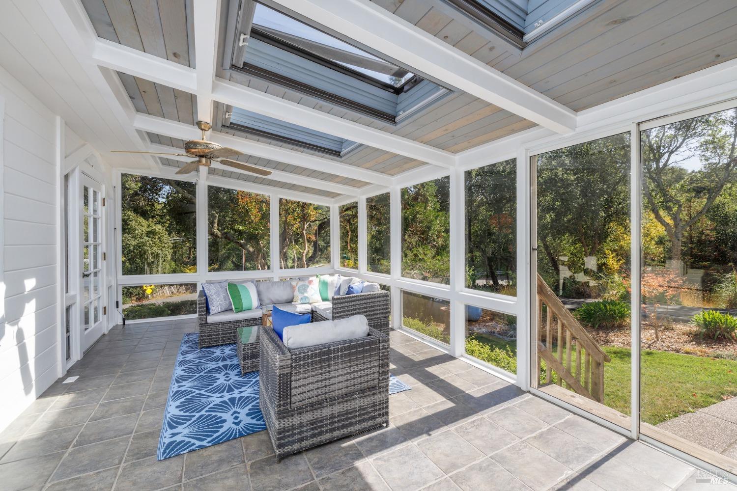 5047 Sonoma Mountain Rd