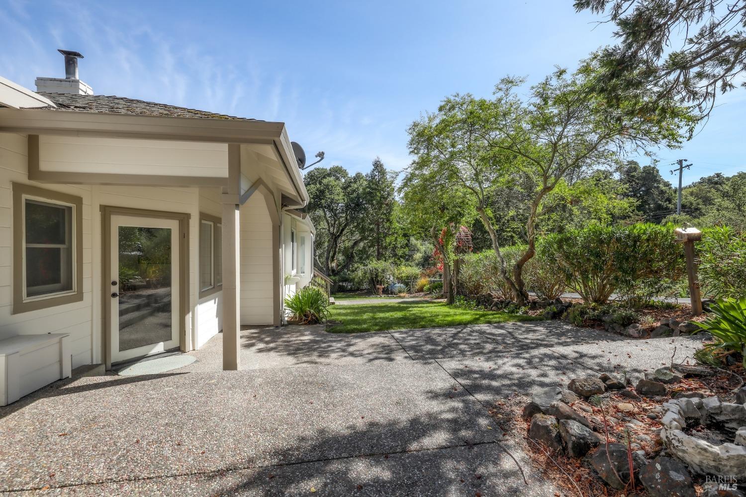 5047 Sonoma Mountain Rd