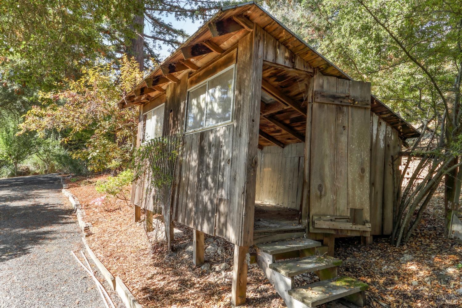 5047 Sonoma Mountain Rd