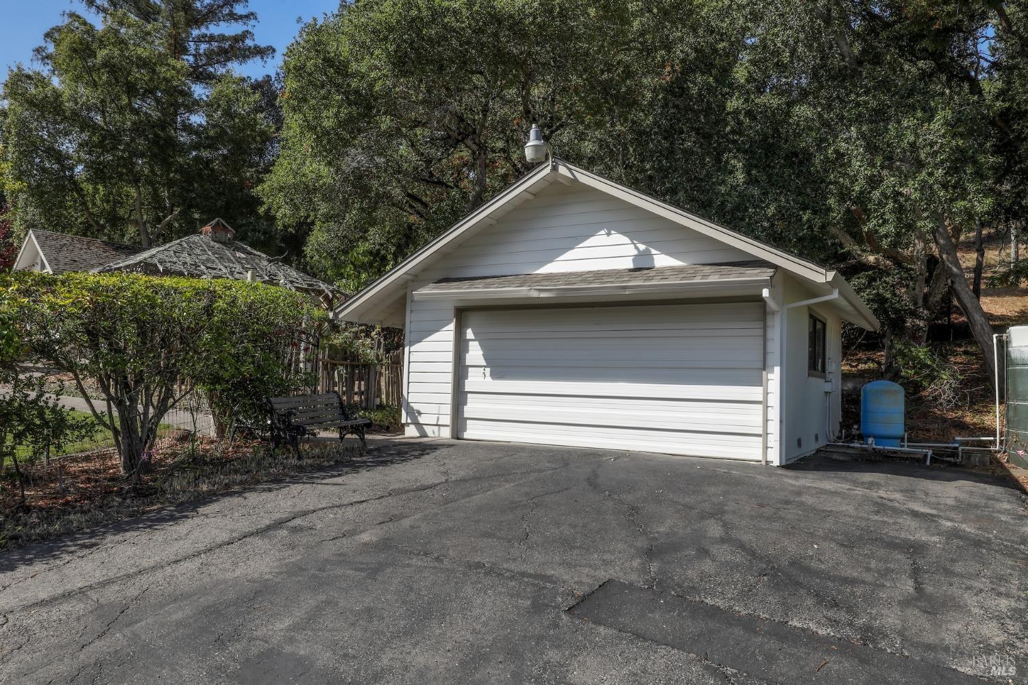 5047 Sonoma Mountain Rd