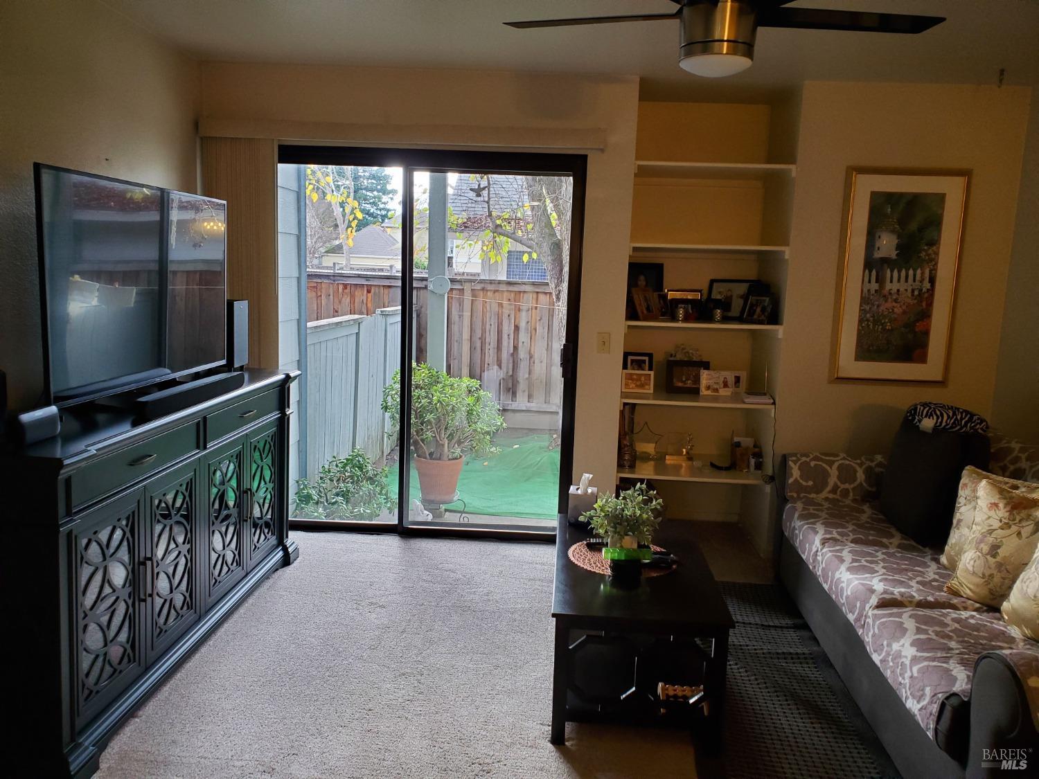 2167 Meadowbrook Ct #B