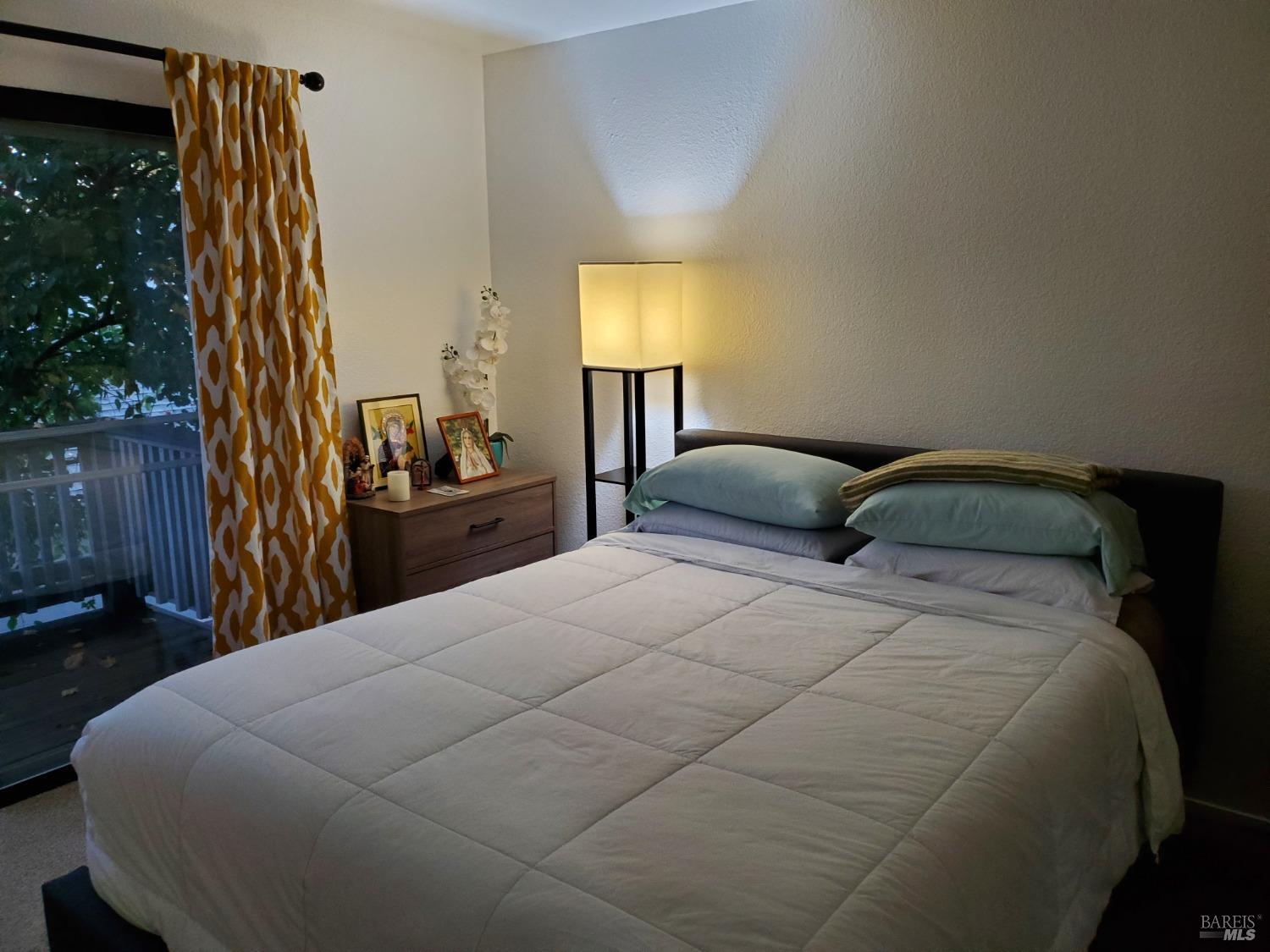 2167 Meadowbrook Ct #B