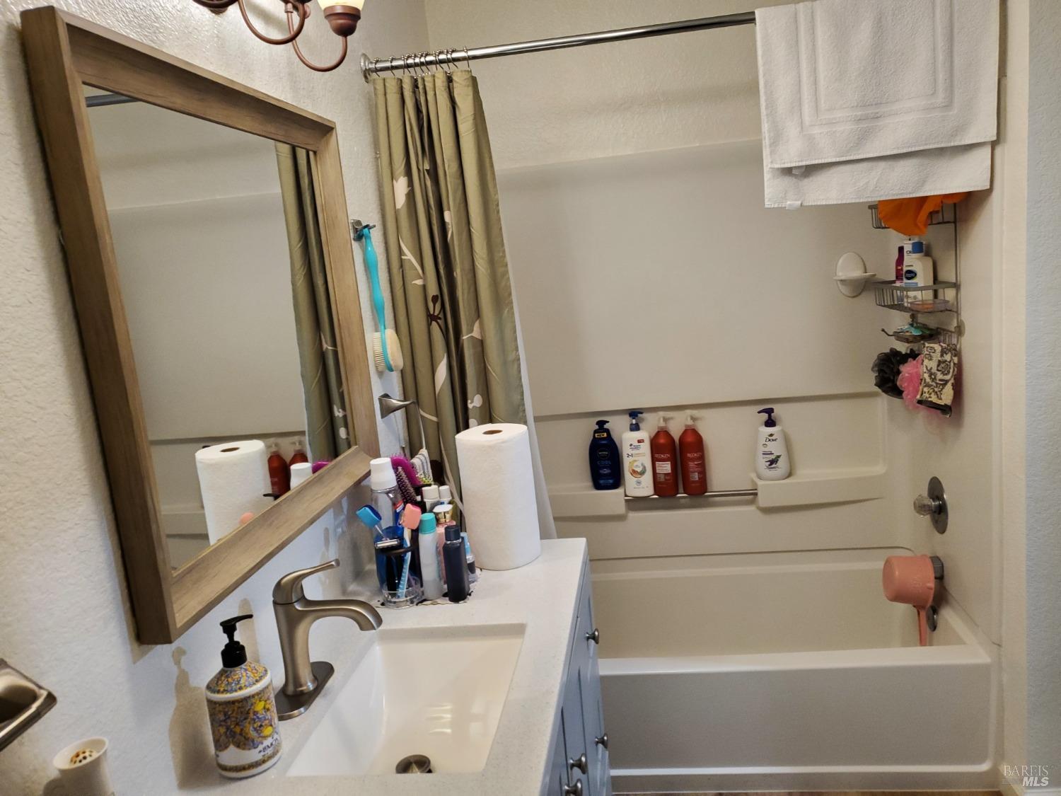 2167 Meadowbrook Ct #B