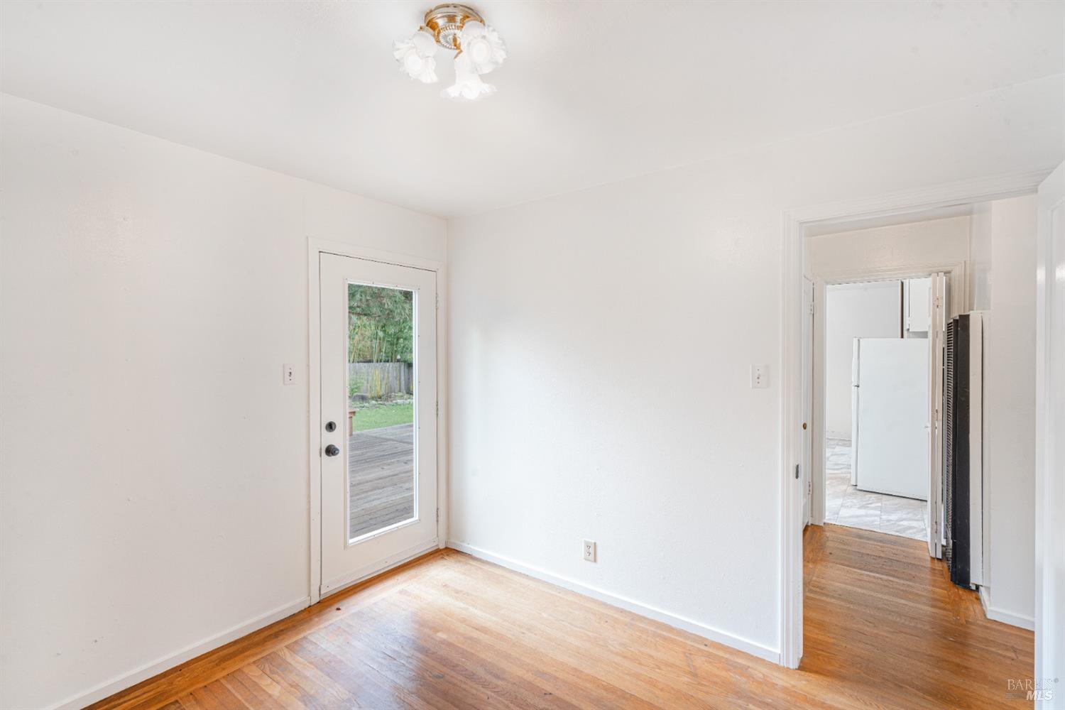 1912 Will Scarlet Ln