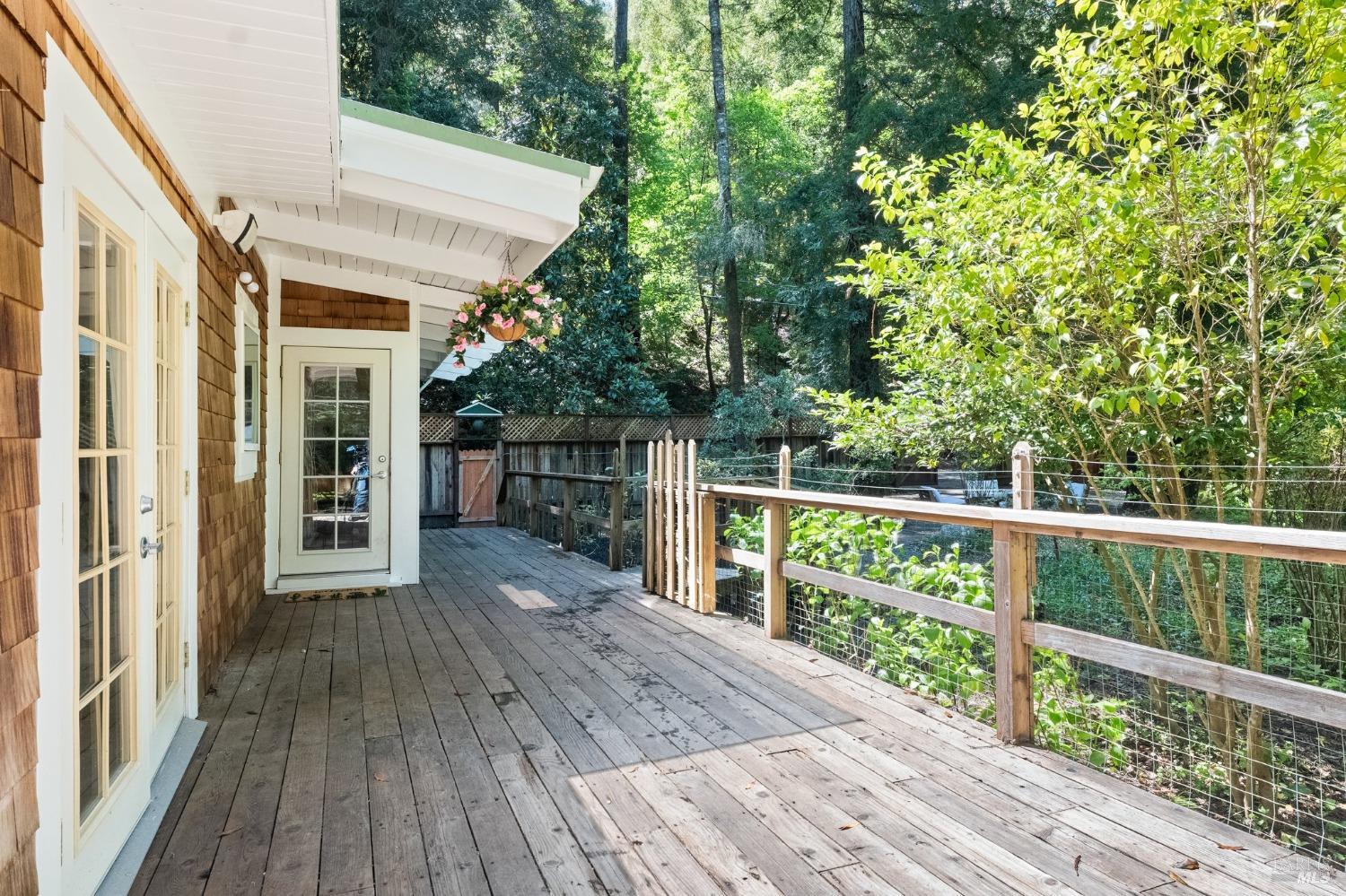 15521 Old Cazadero Rd