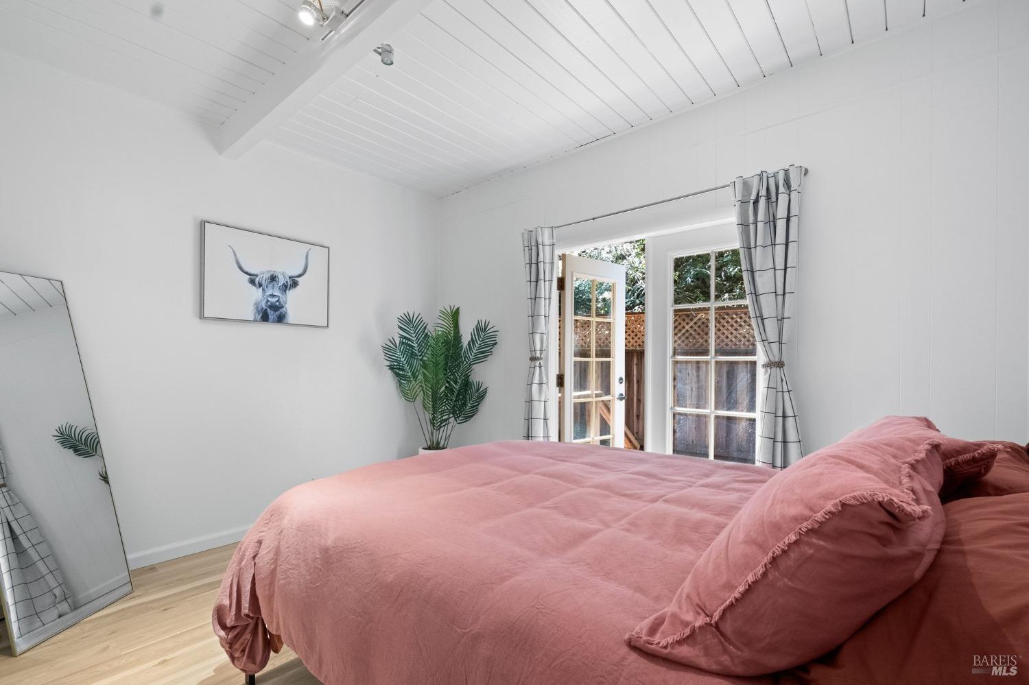 15521 Old Cazadero Rd