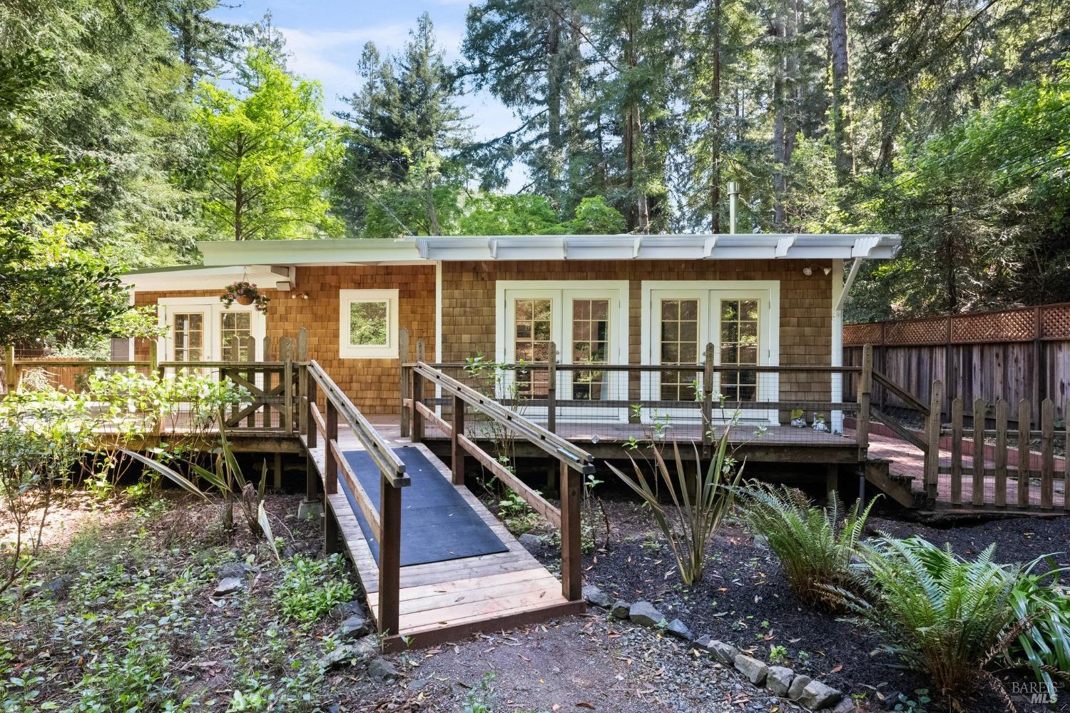 15521 Old Cazadero Rd