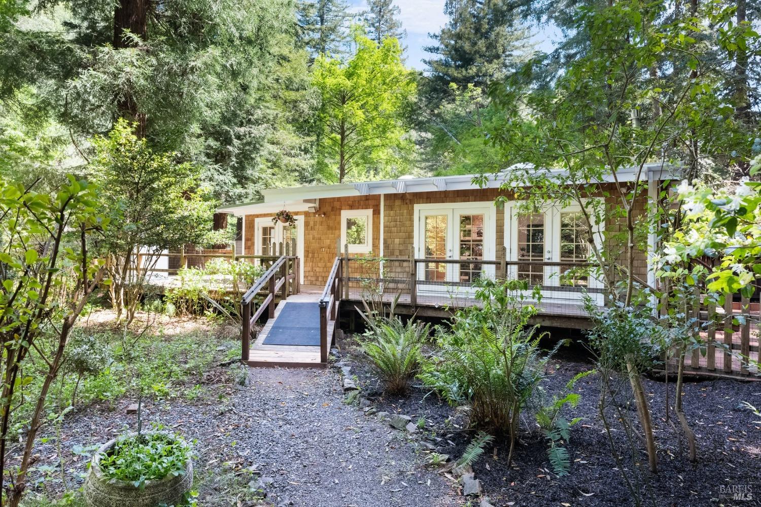 15521 Old Cazadero Rd