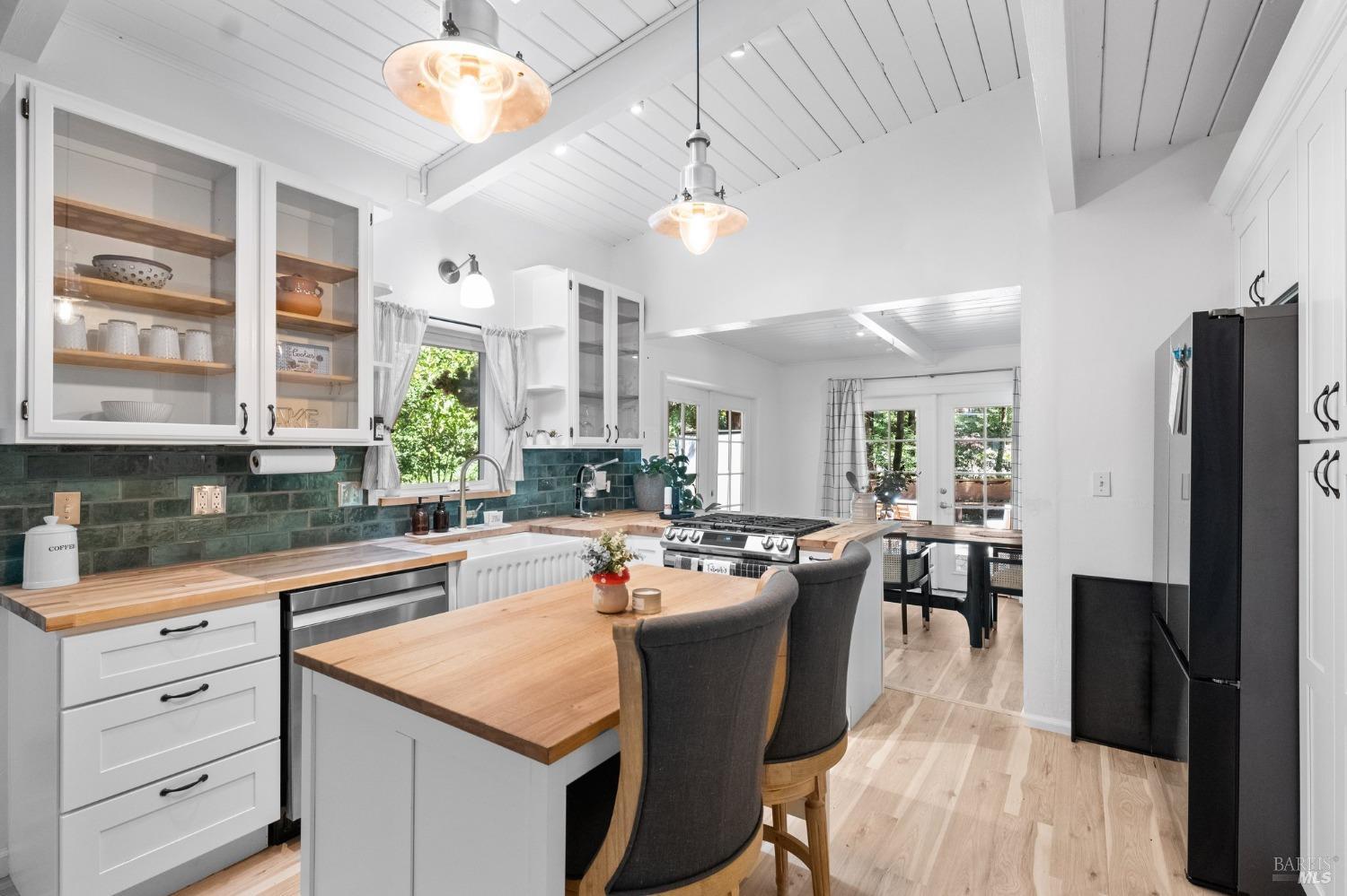 15521 Old Cazadero Rd