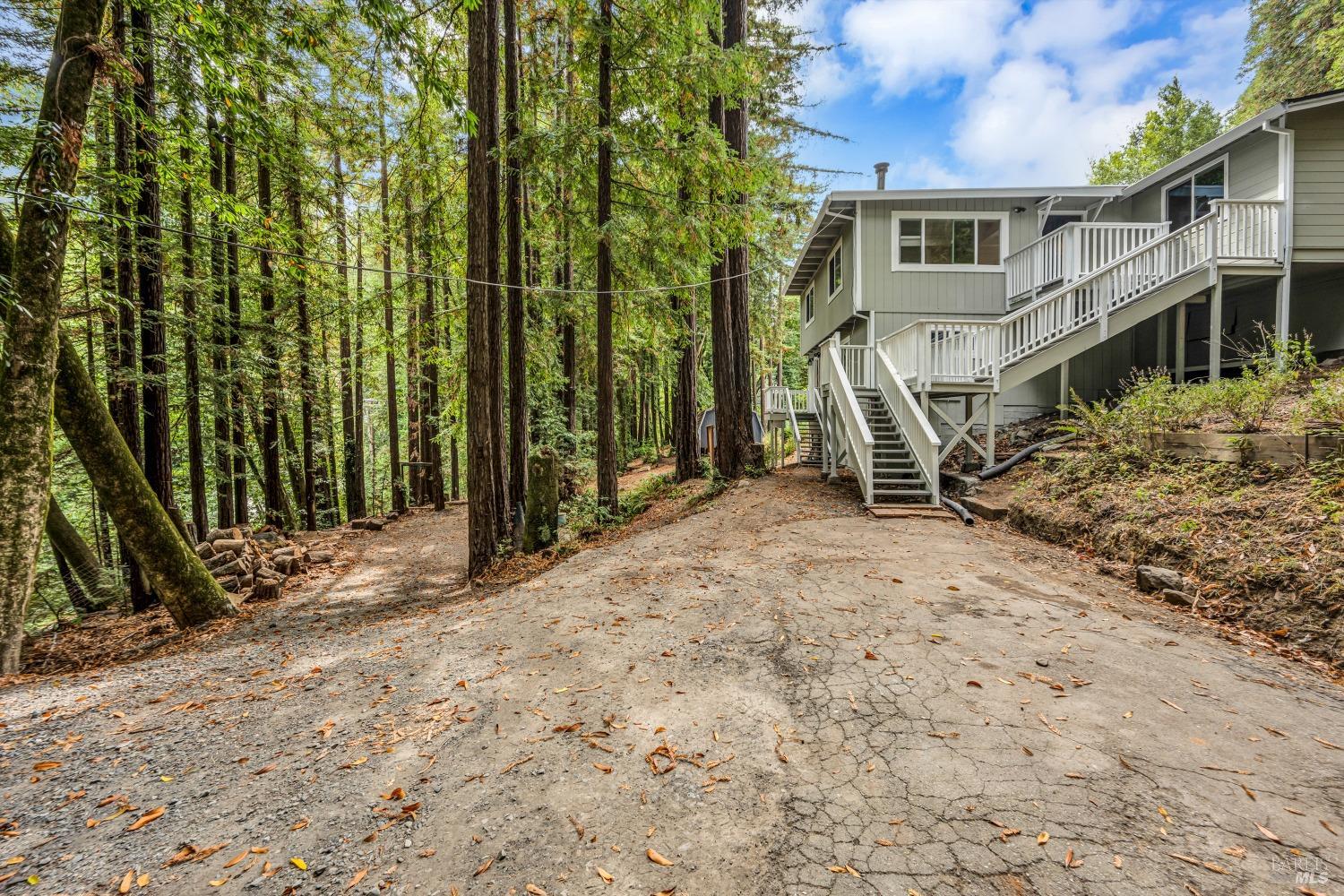 485 Cazadero Highway