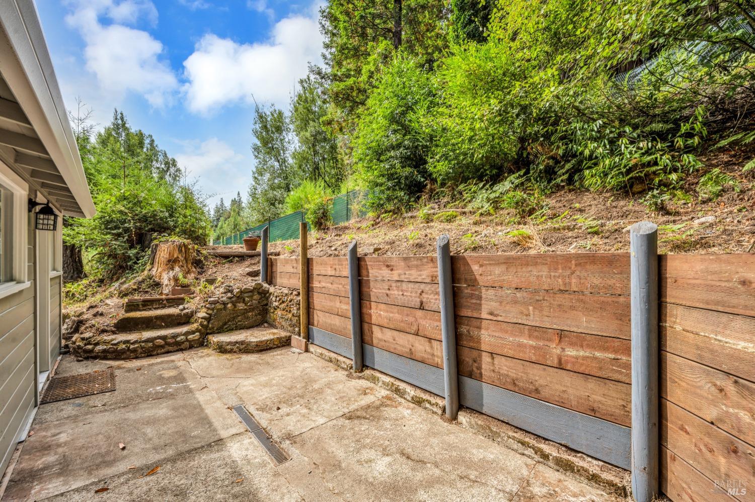 485 Cazadero Highway