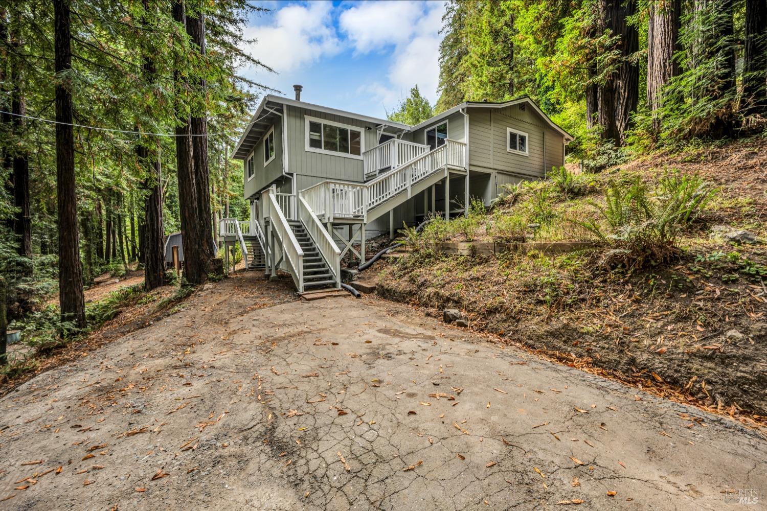 485 Cazadero Highway