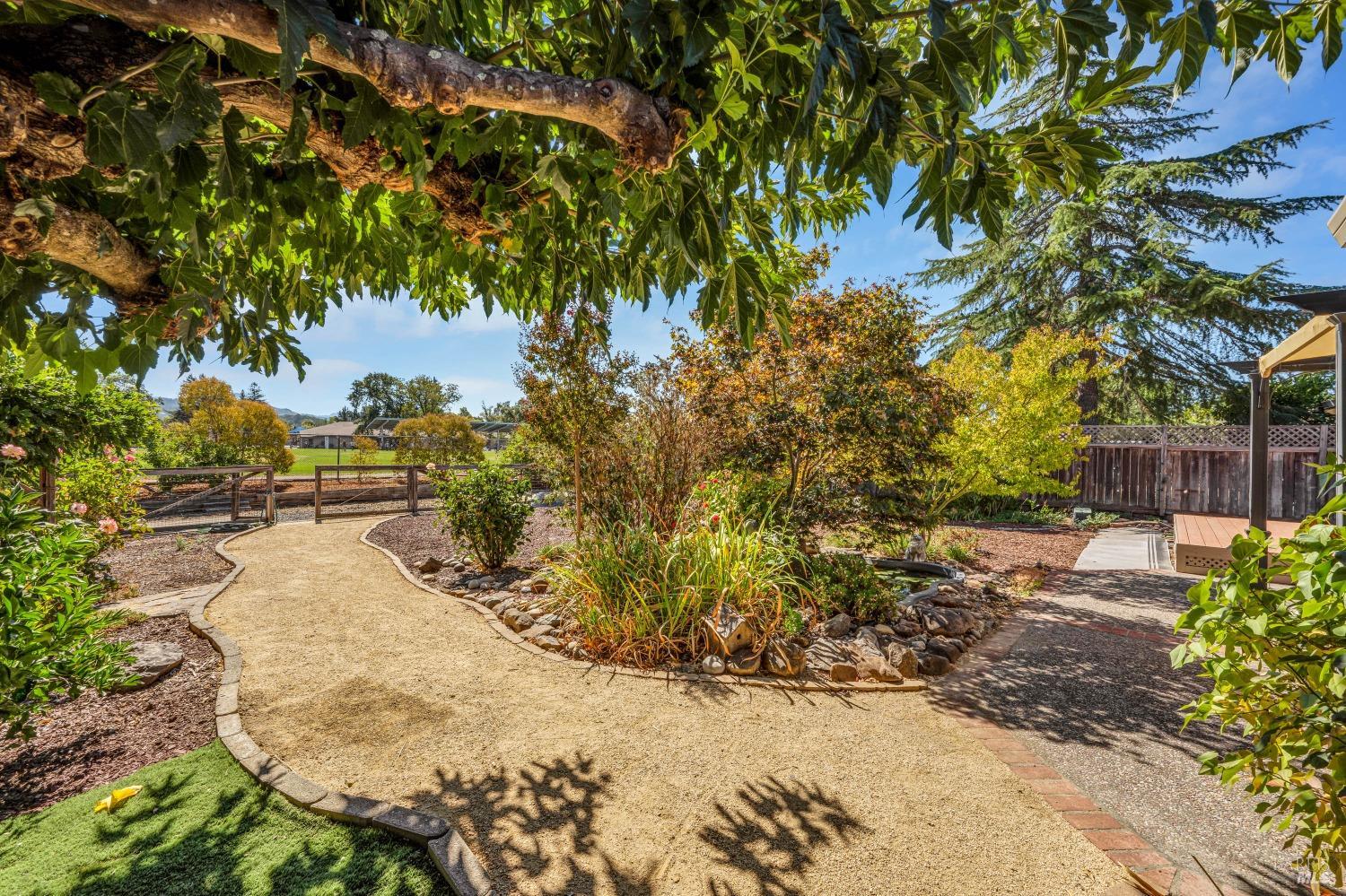 4950 Everglade Drive