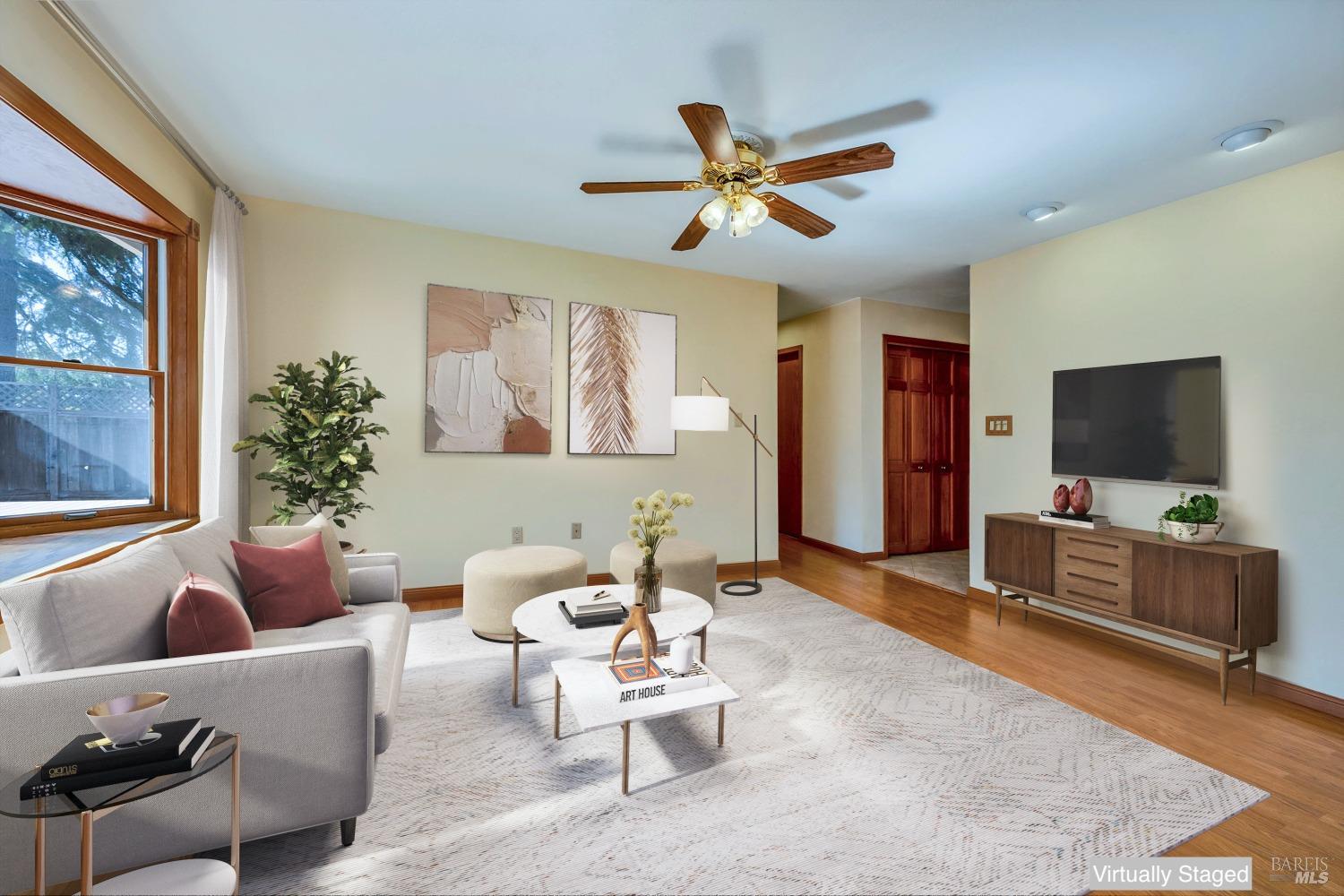 4950 Everglade Drive