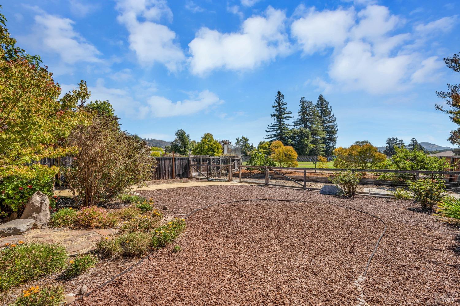 4950 Everglade Drive