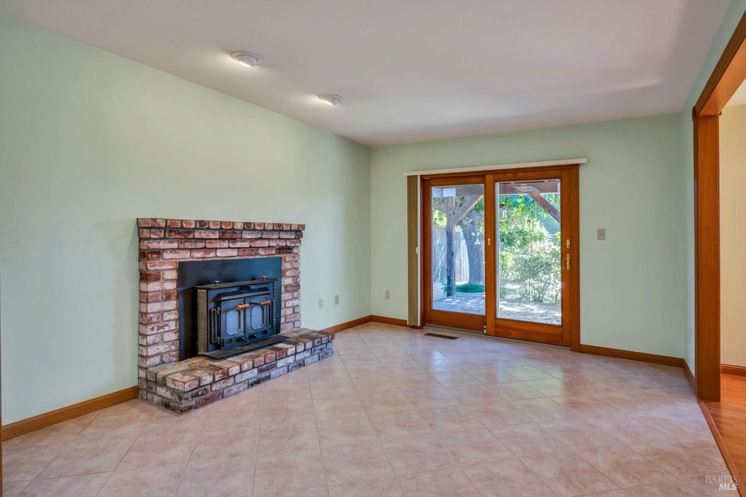 4950 Everglade Drive