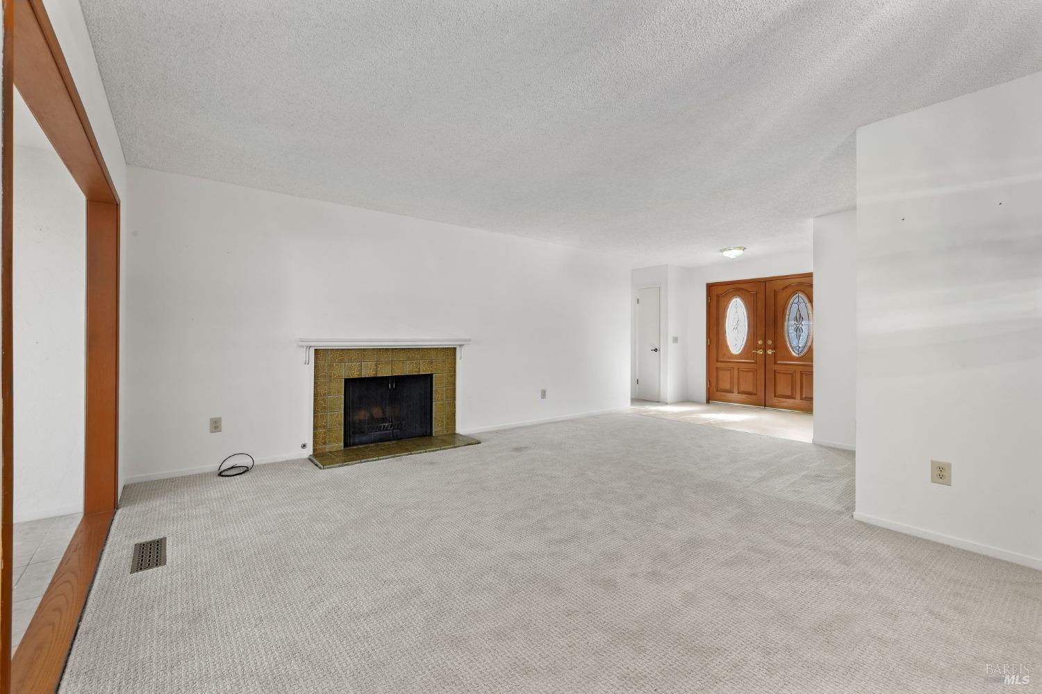 6585 Stone Bridge Rd