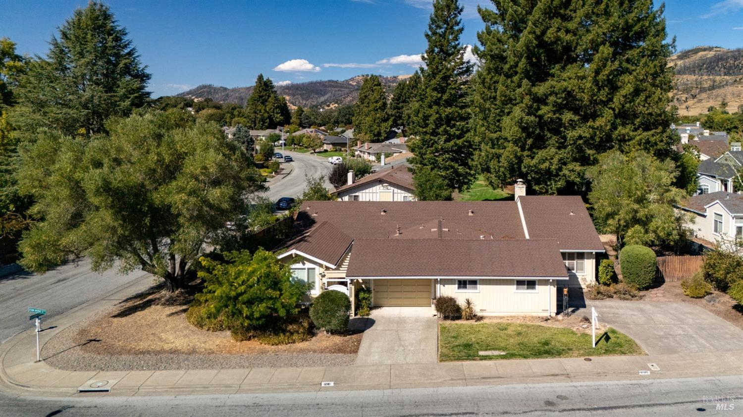 6585 Stone Bridge Rd