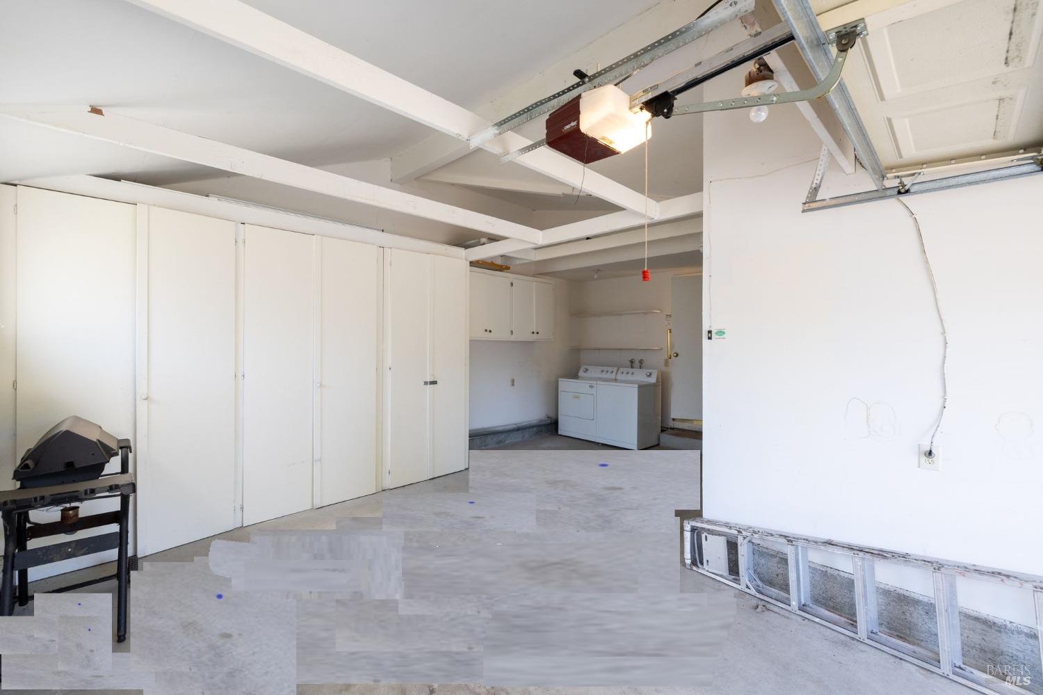 6585 Stone Bridge Rd