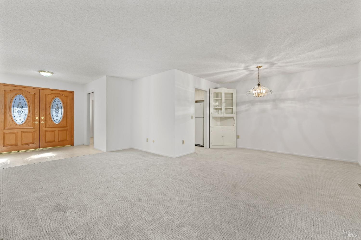 6585 Stone Bridge Rd