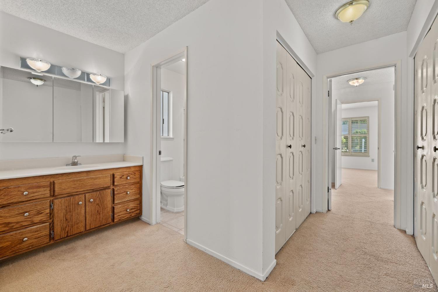 6585 Stone Bridge Rd