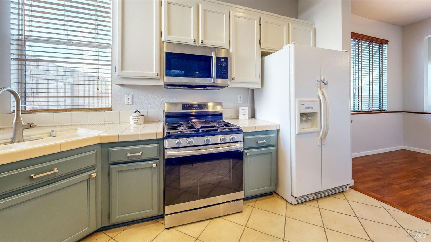 3924 Match Point Ave