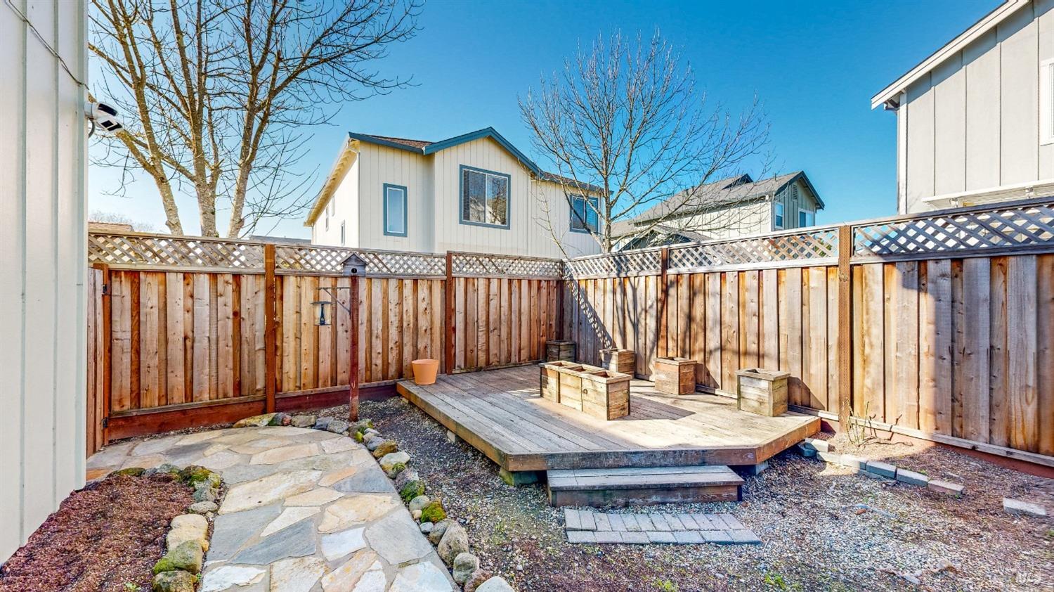 3924 Match Point Ave