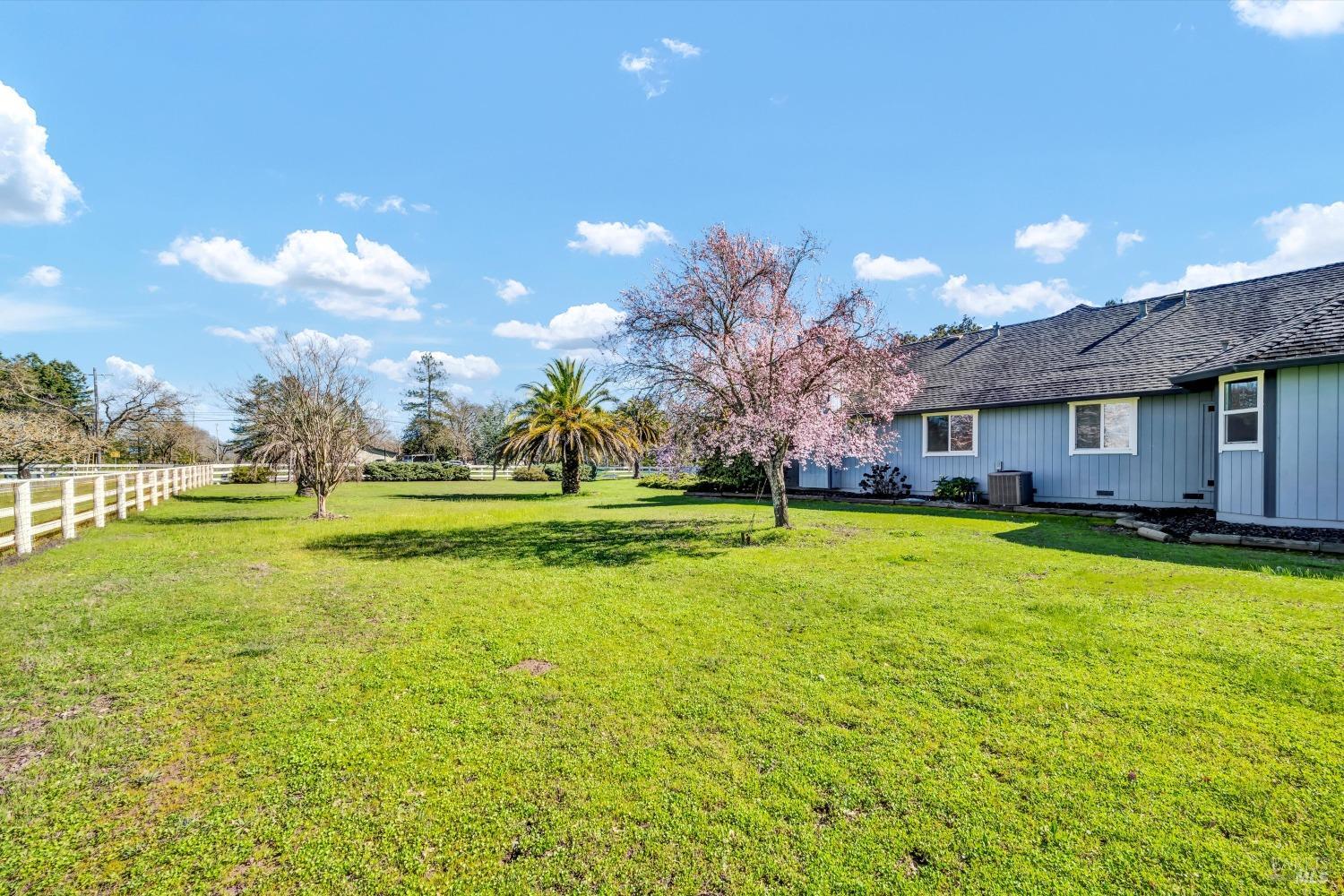 1633 Willowside Road