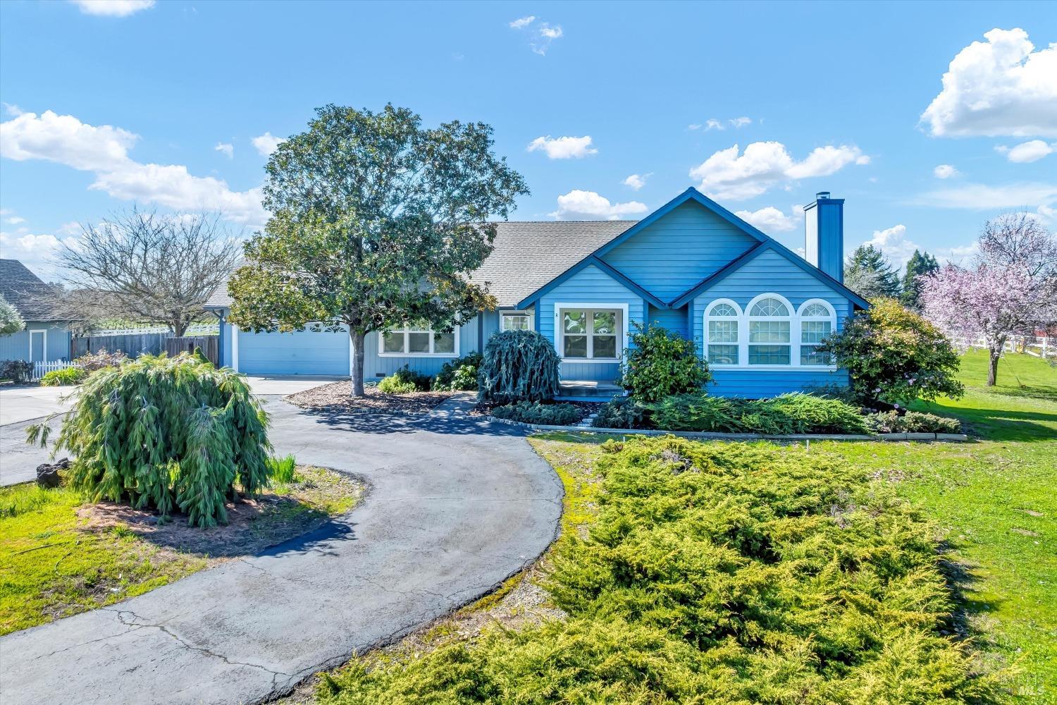 1633 Willowside Road