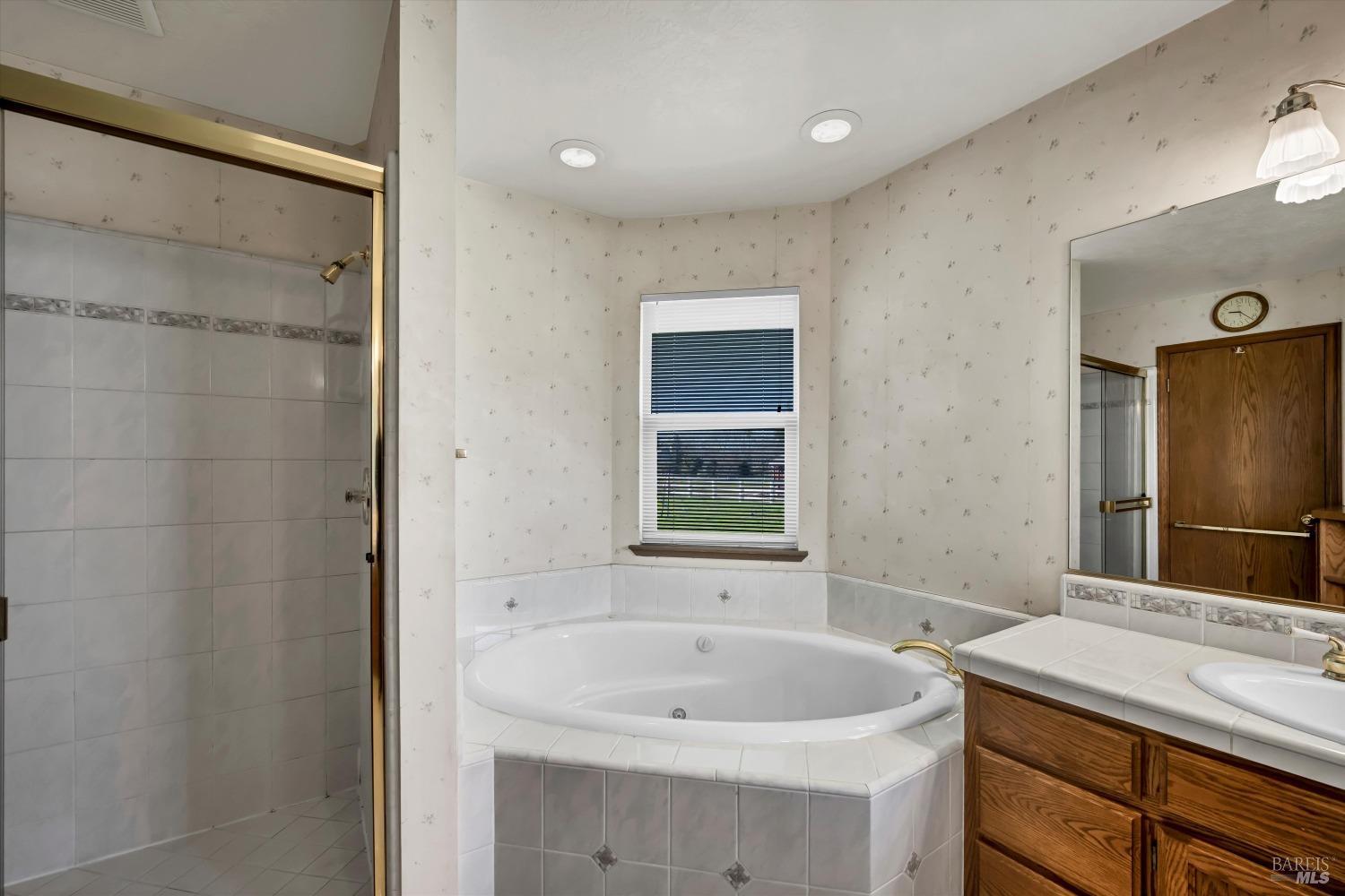 1633 Willowside Road