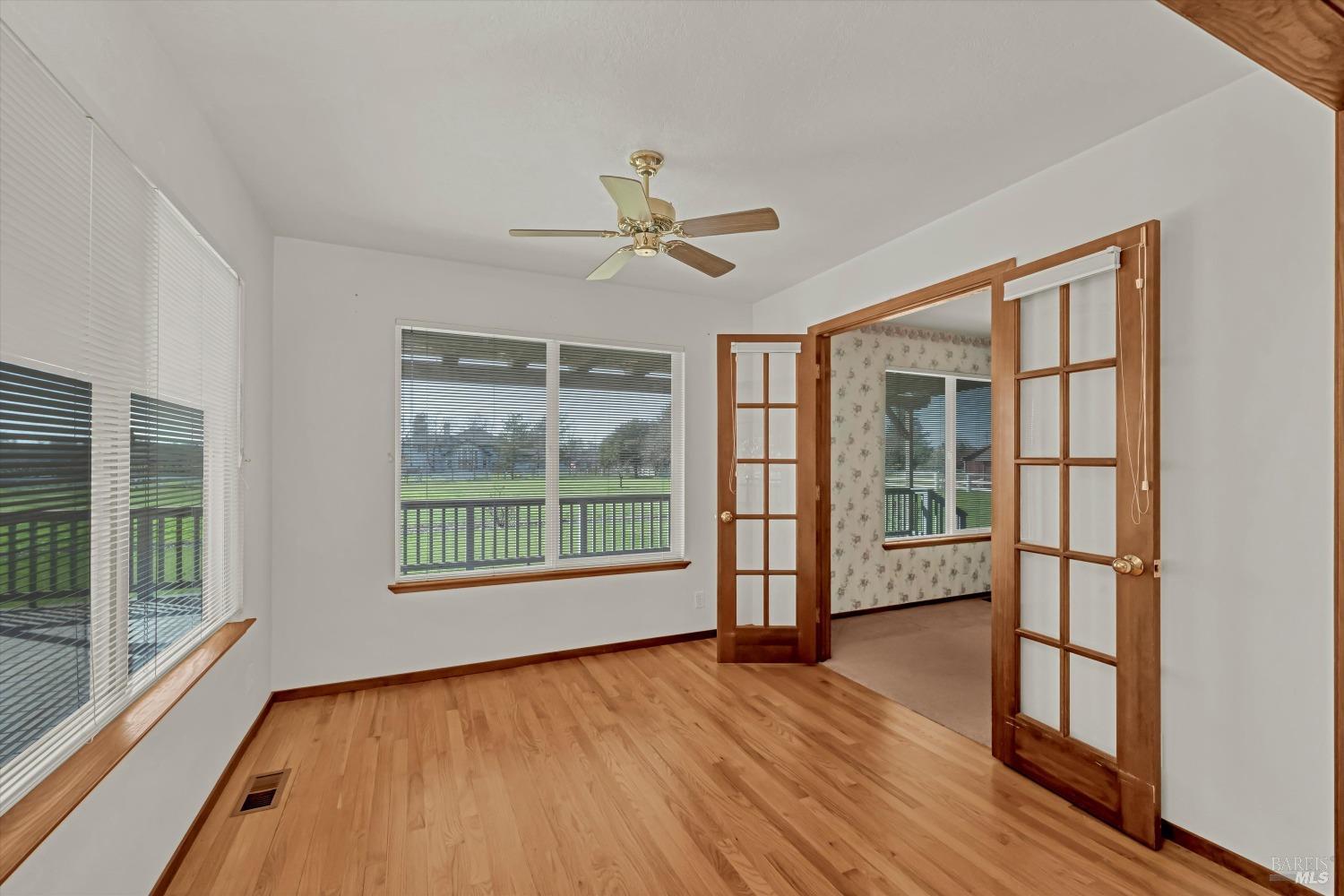 1633 Willowside Road