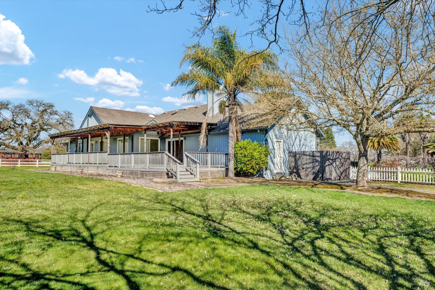 1633 Willowside Road