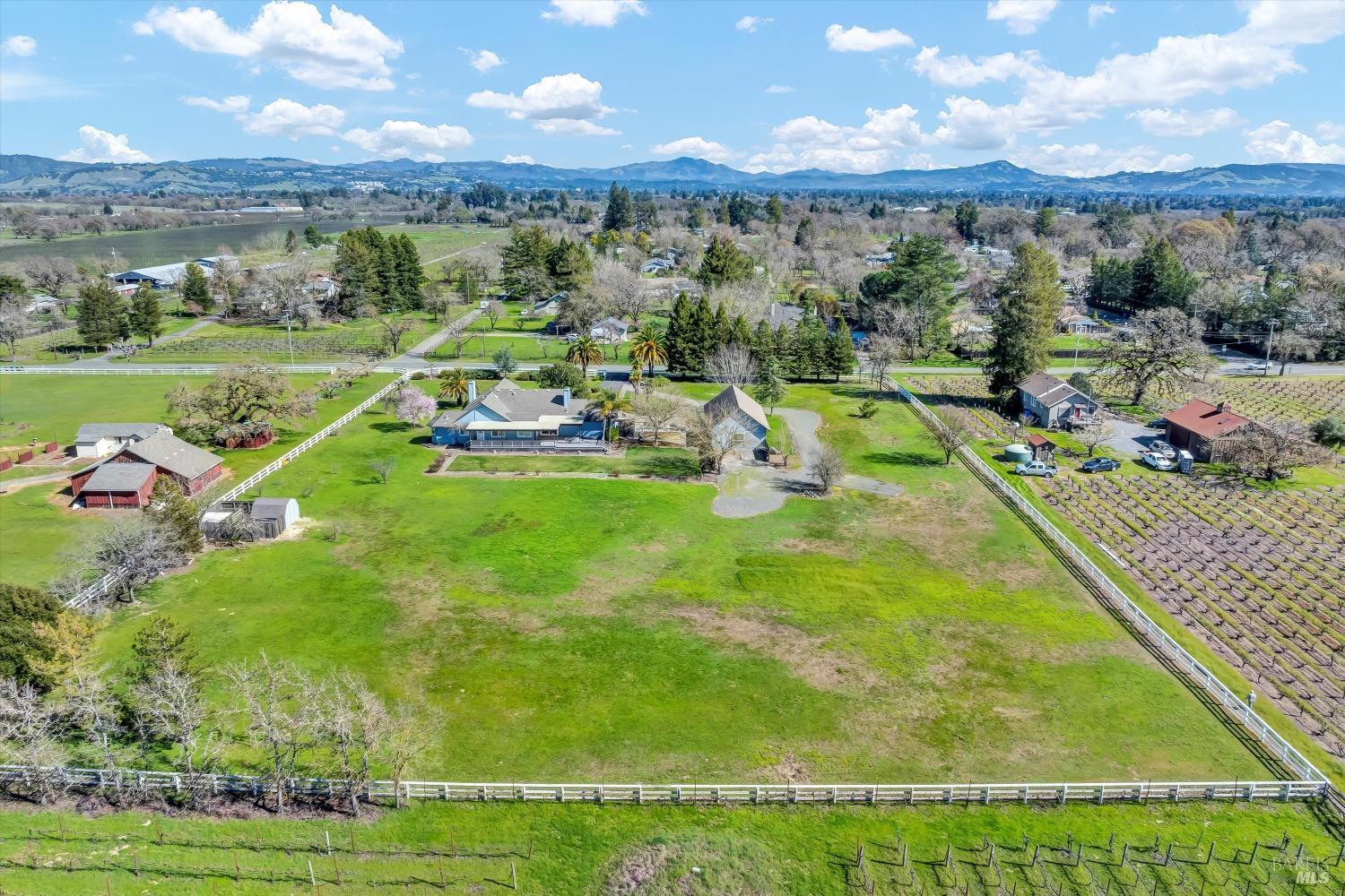 1633 Willowside Road