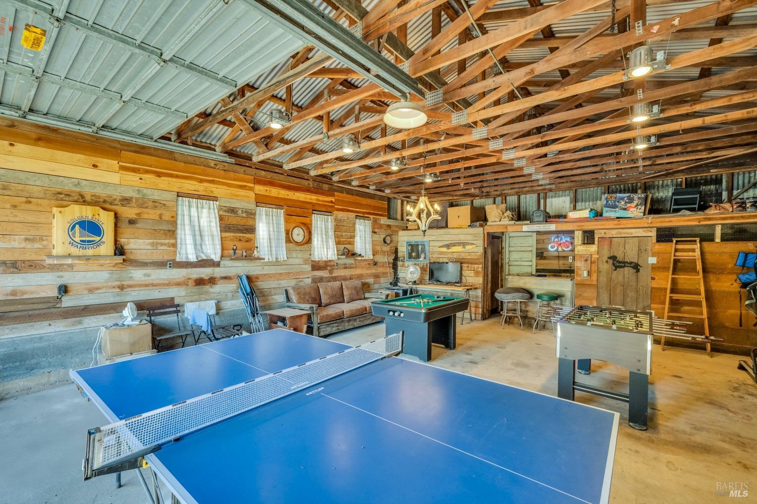 1389 Canyon Road