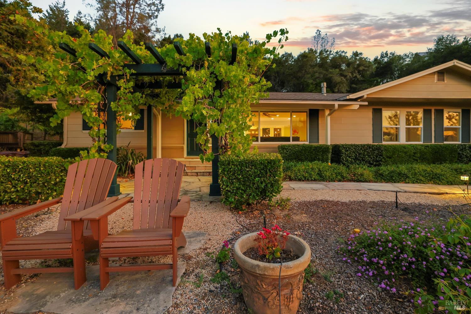 1389 Canyon Road