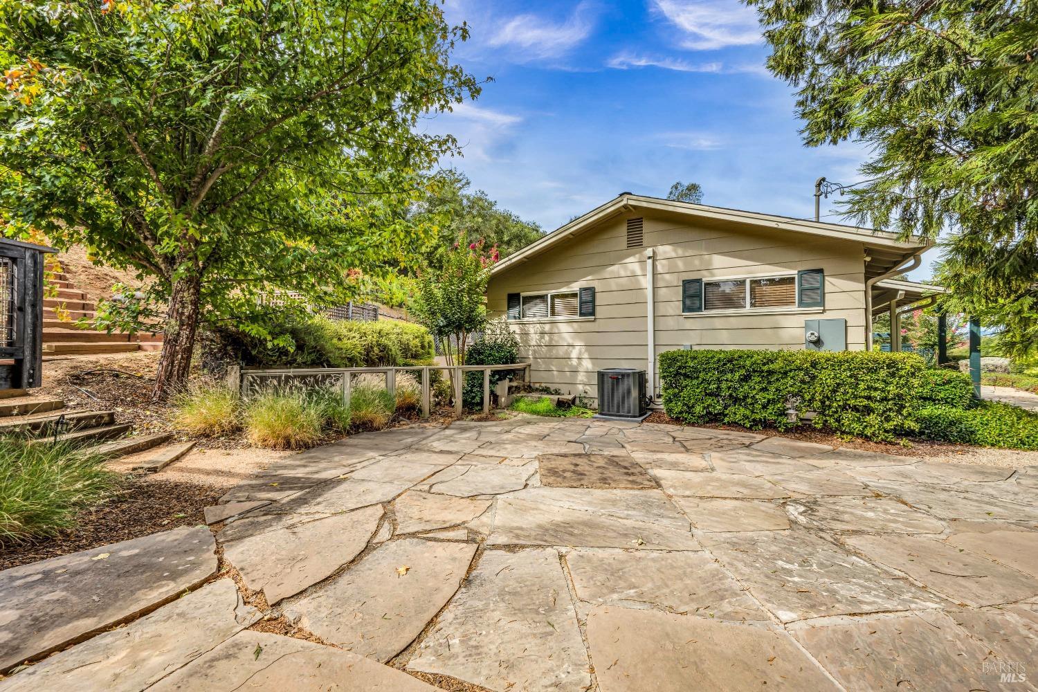 1389 Canyon Road