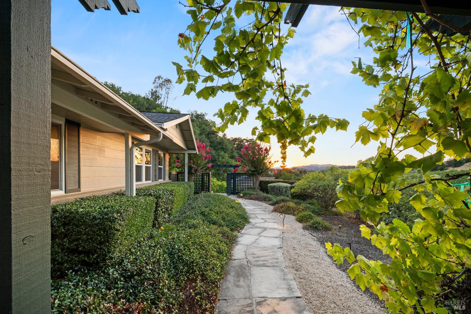 1389 Canyon Road