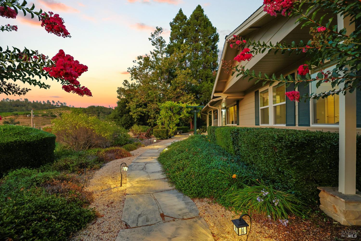 1389 Canyon Road