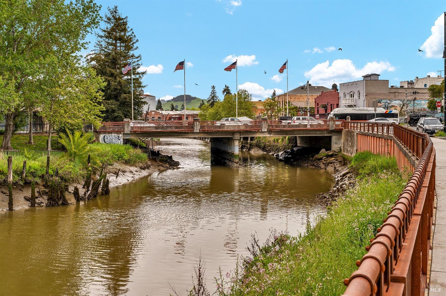 312 Washington Street